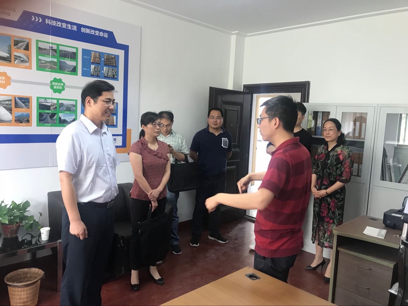 ��;���ʹ���-��Ӫ��ȫ,����һ·�ɳ�